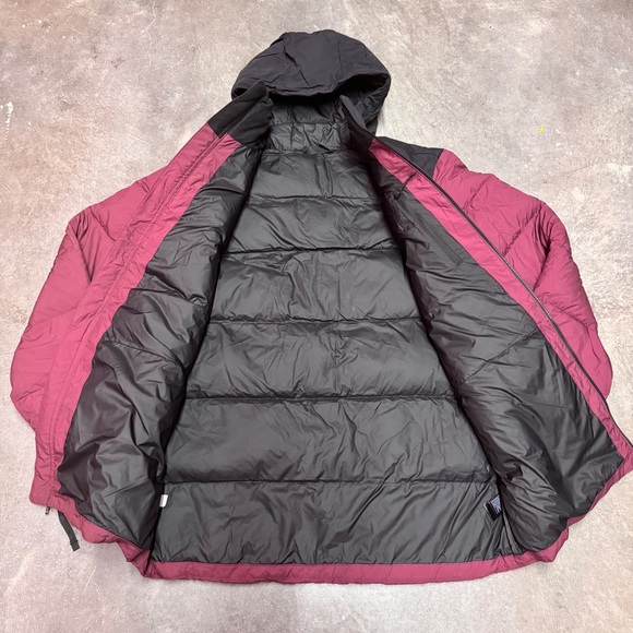 The North Face Men’s UX Down Jacket RTO deep garnet red MF0A47D5HBM - Picture 3 of 8